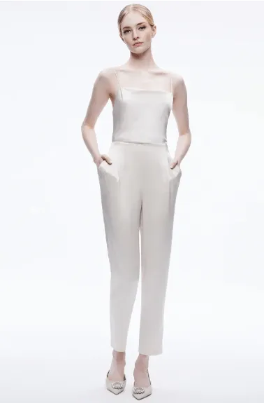 Alice & Olivia Jessie Slim Pant in Champagne
